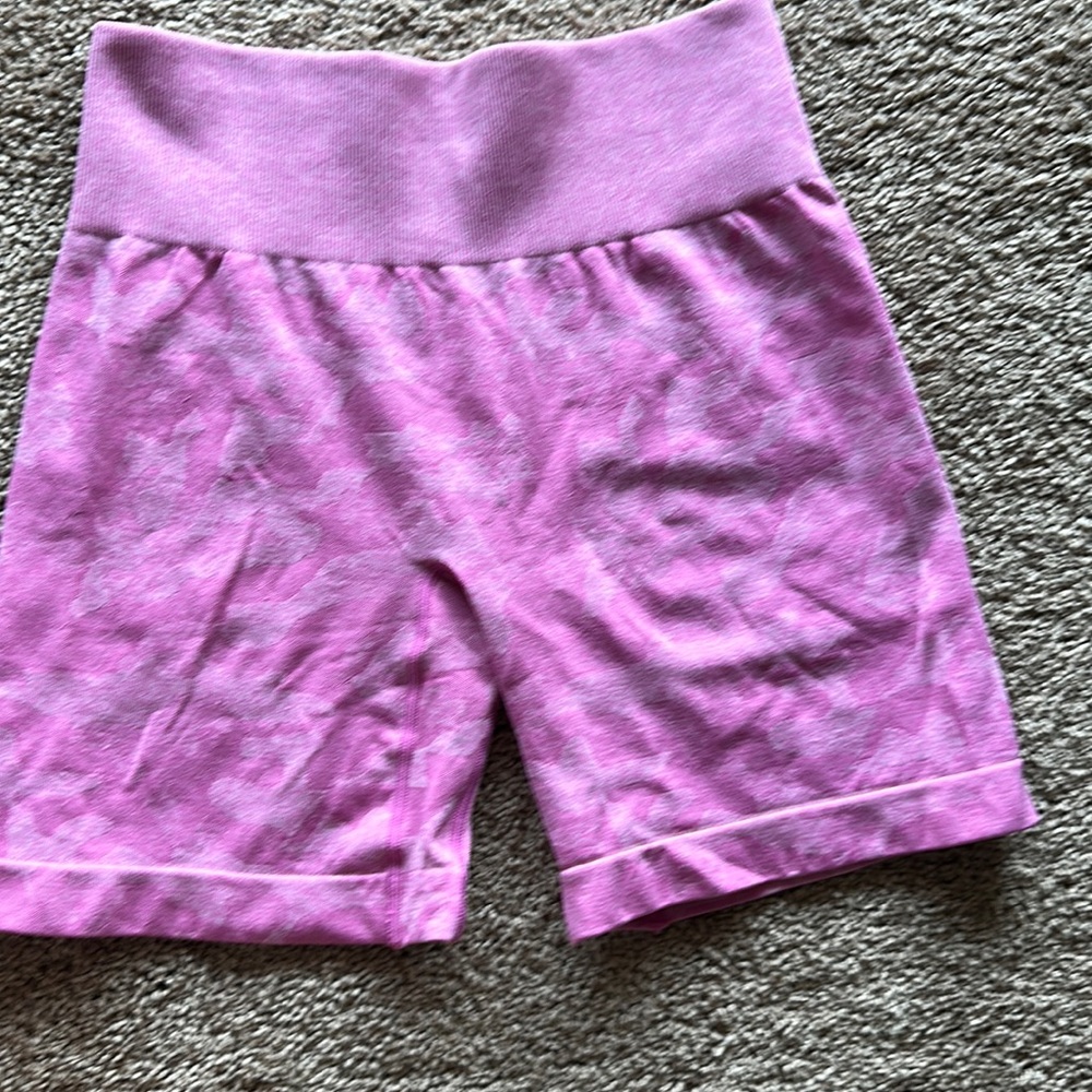 NVGTN pink camo biker shorts